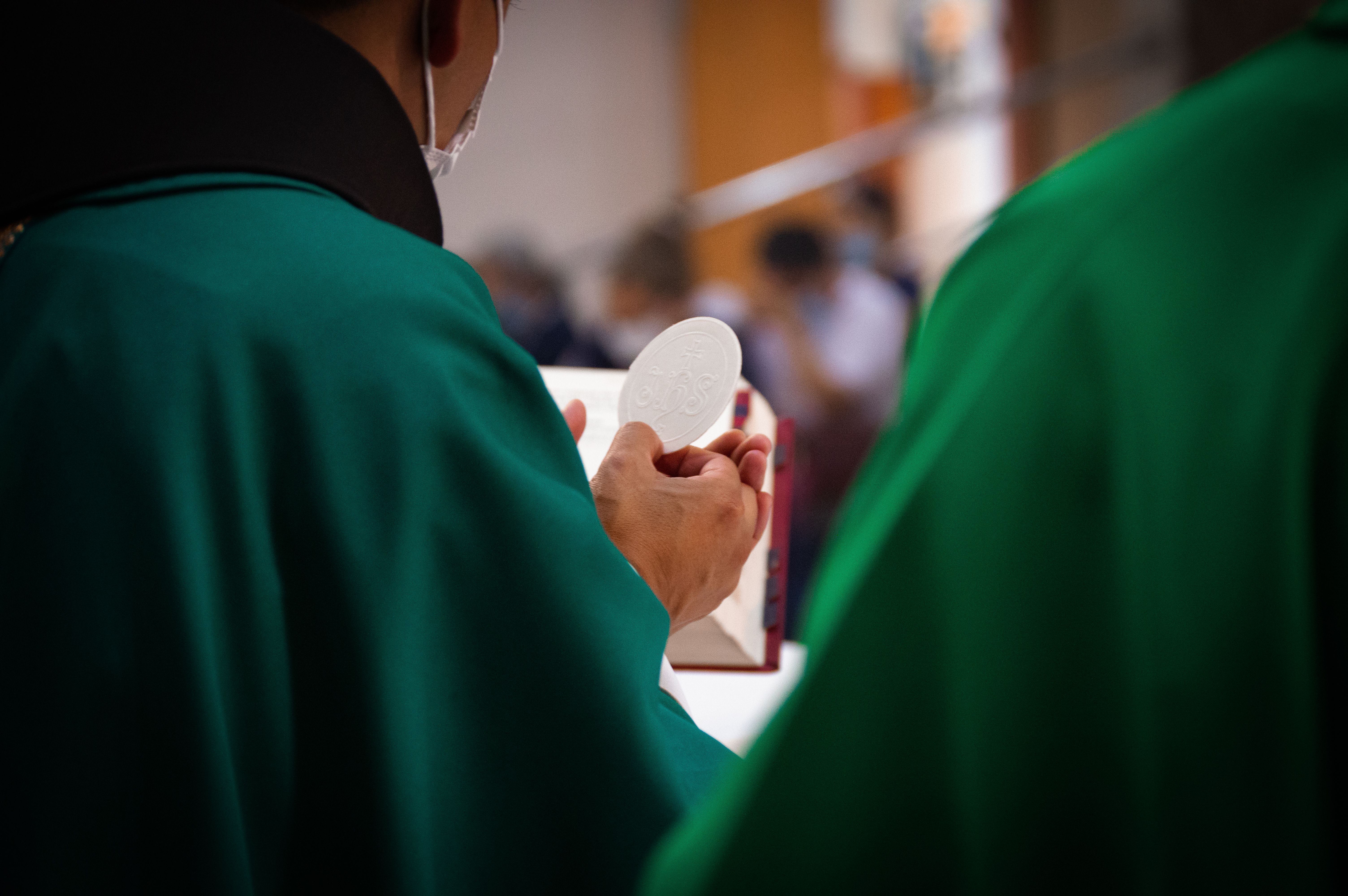"Cardeal" Koch sugere repensar Traditionis custodes para fiéis da liturgia tradicional