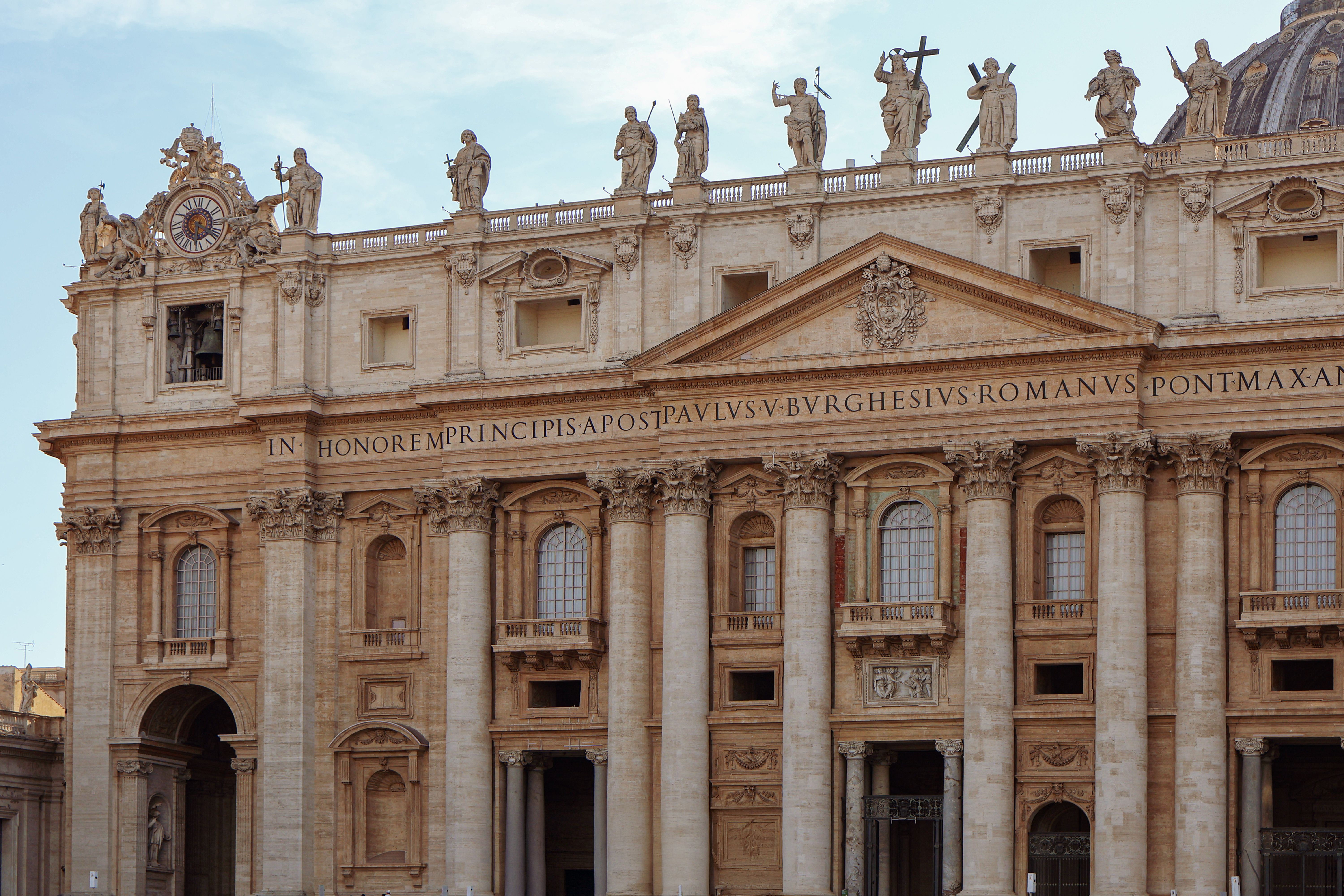 Vaticano II foi uma Revolução Comunista: "Vaticano II foi 1789 na Igreja" (Cardeal Suenens, Informat