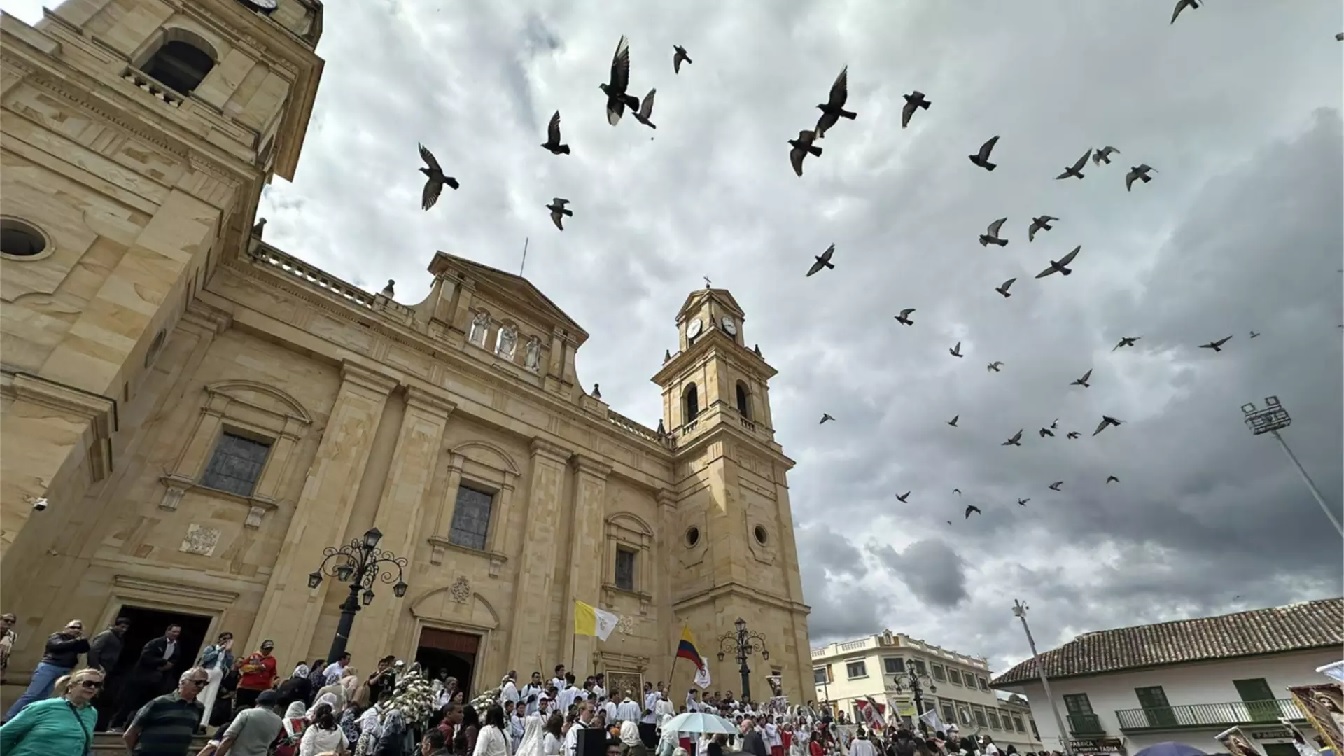 FSSPX impedida de entrar na Basílica de Chiquinquirá para consagrar a Casa Autônoma