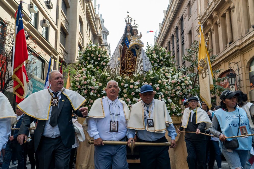 Chile celebra centenário da coroação pontifícia de Nossa Senhora do Carmo