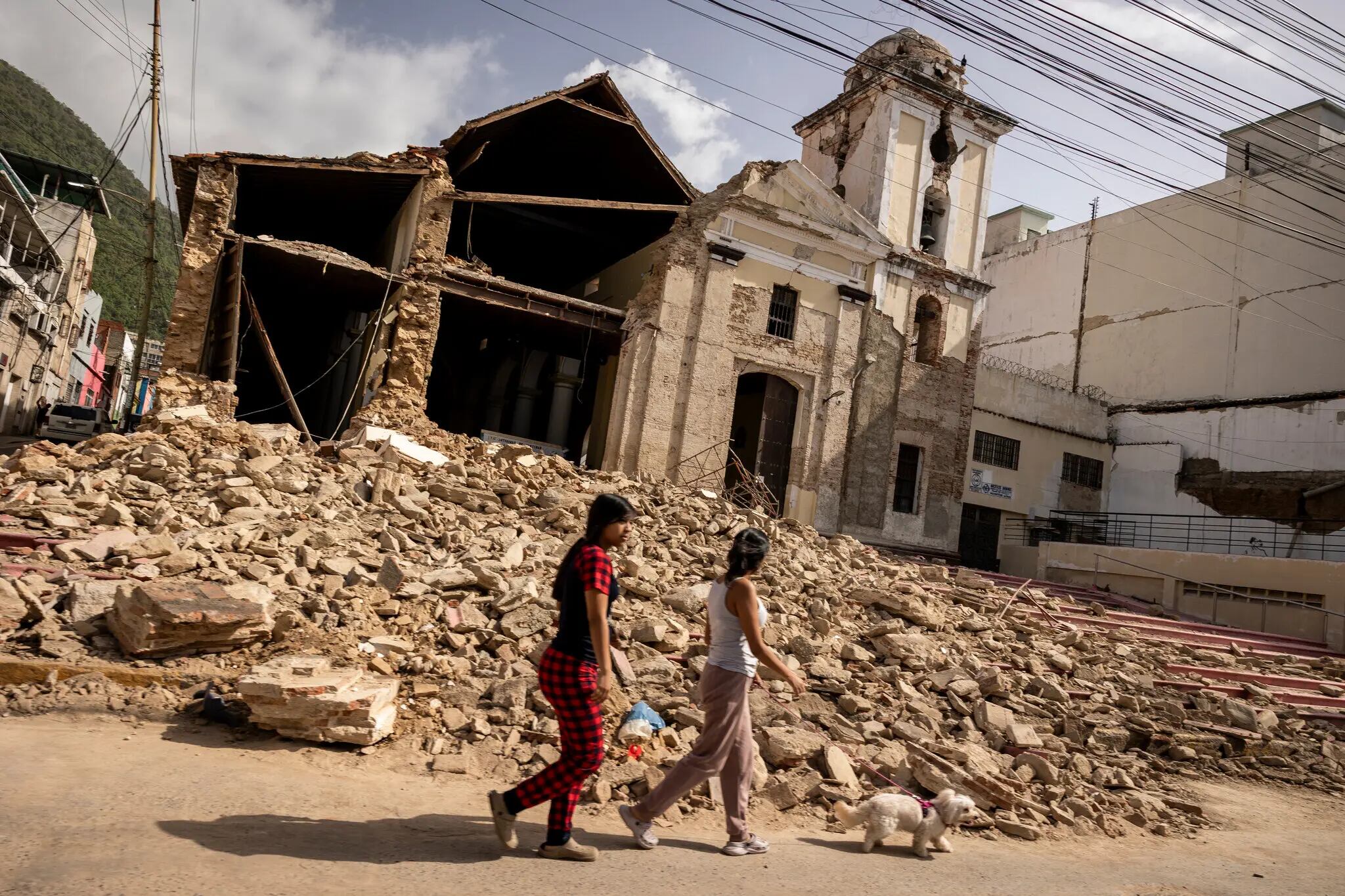 Terremoto na Venezuela deixa ao menos 25 igrejas danificadas na arquidiocese de Caracas