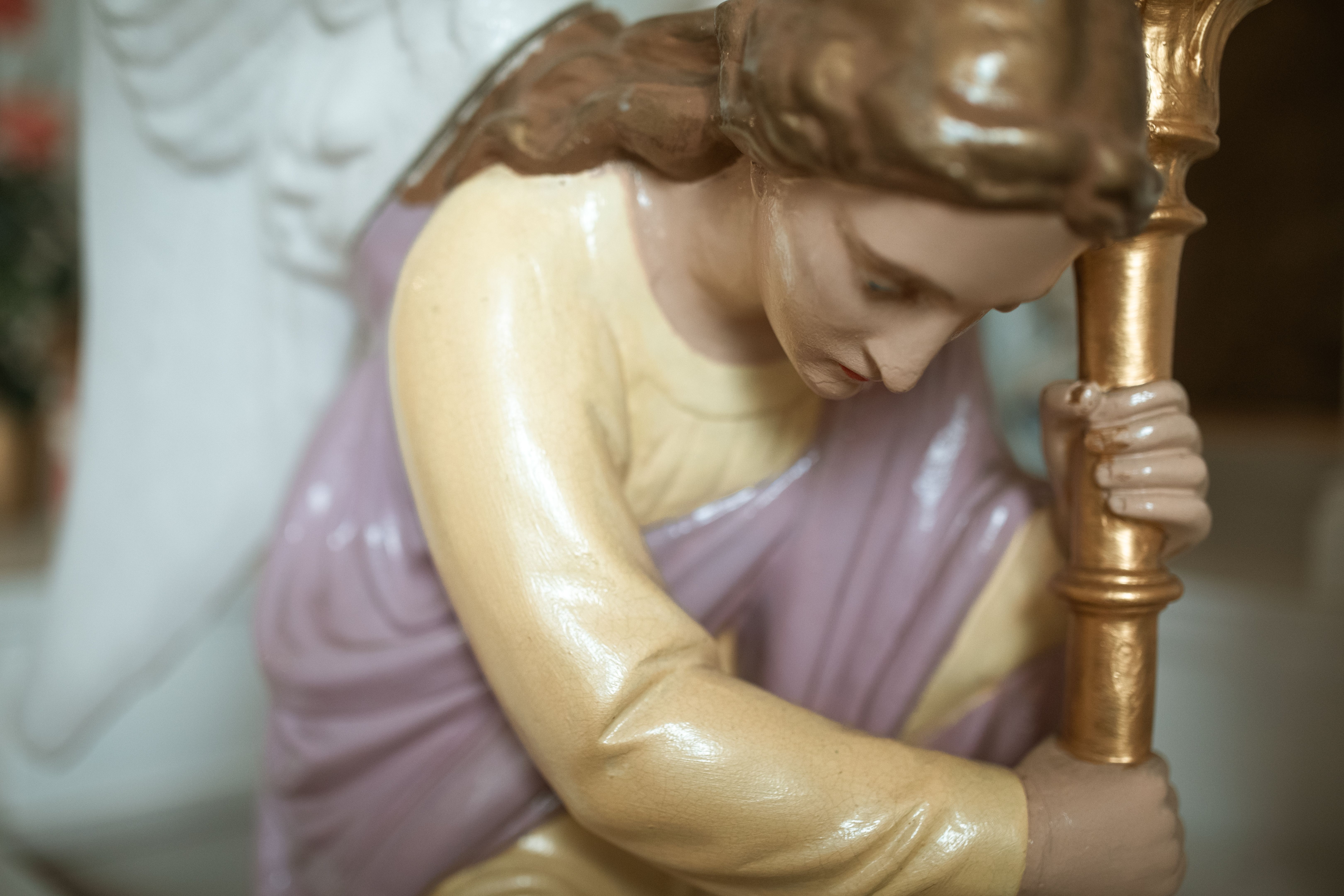 Resumo do Ensino Católico sobre os Anjos: Guardiões da Alma e Mensageiros de Deus