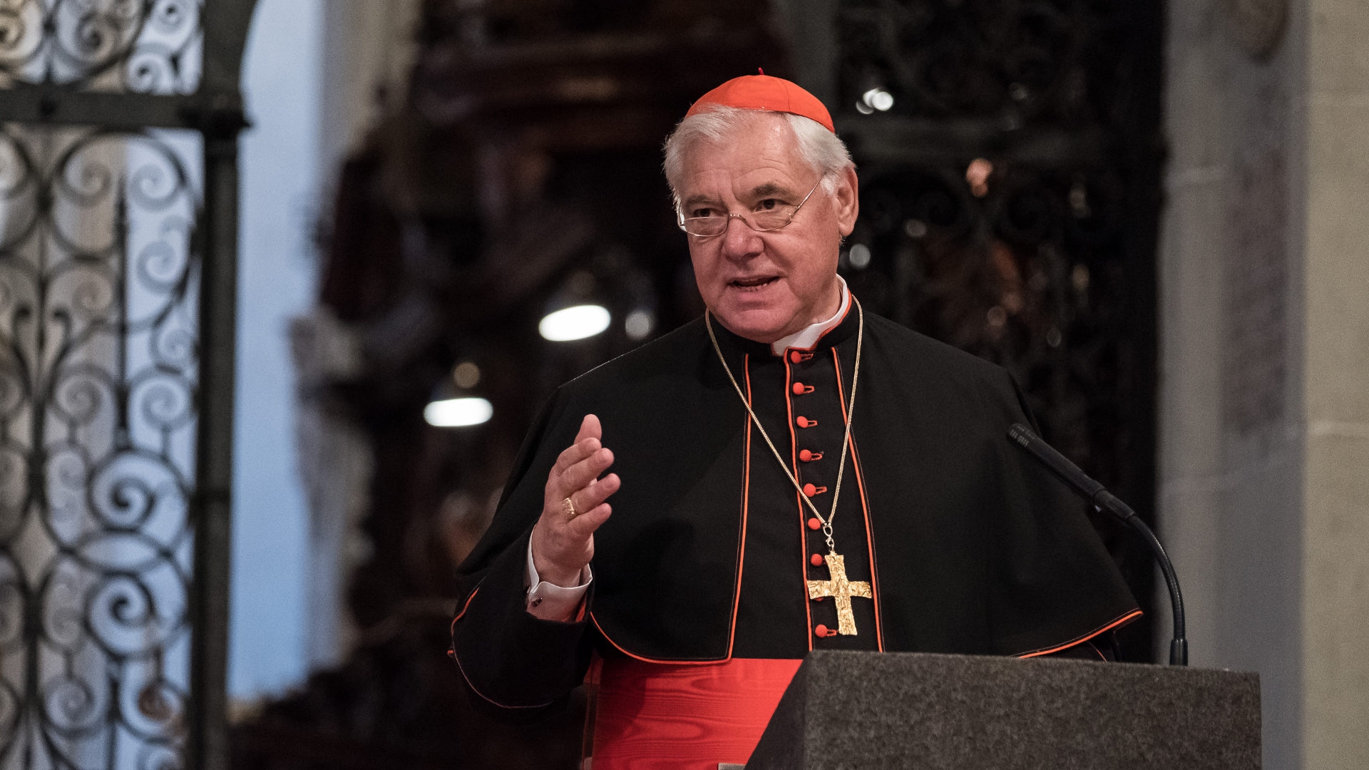 Müller propõe no consistório recuperar estrutura similar à Ecclesia Dei para acolher dissidentes da 
