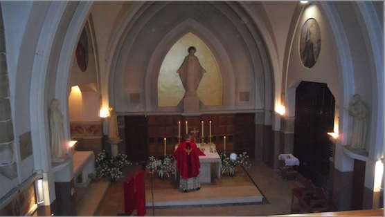 A Orientação do Sacerdote na Missa: Face ao Povo ou Voltado para o Oriente?