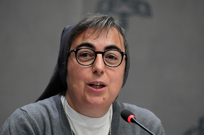Leão XIV nomeia freira feminista para cargo de prefeita no Vaticano