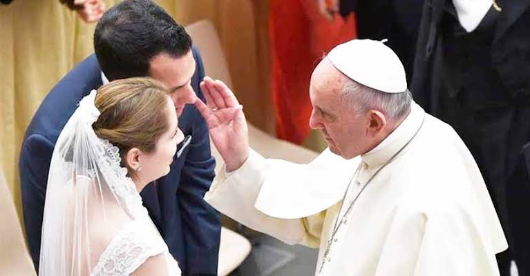 «Amoris Laetitia»: o magistério que se autodesmantela e o risco de arbitrariedade na Igreja