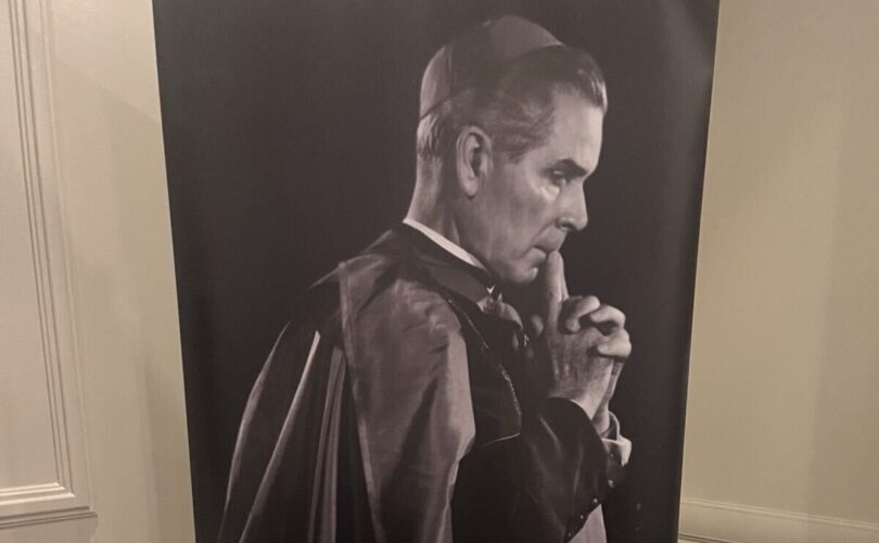 Beatificação de Fulton Sheen: Relato Completo de um Evento Histórico
