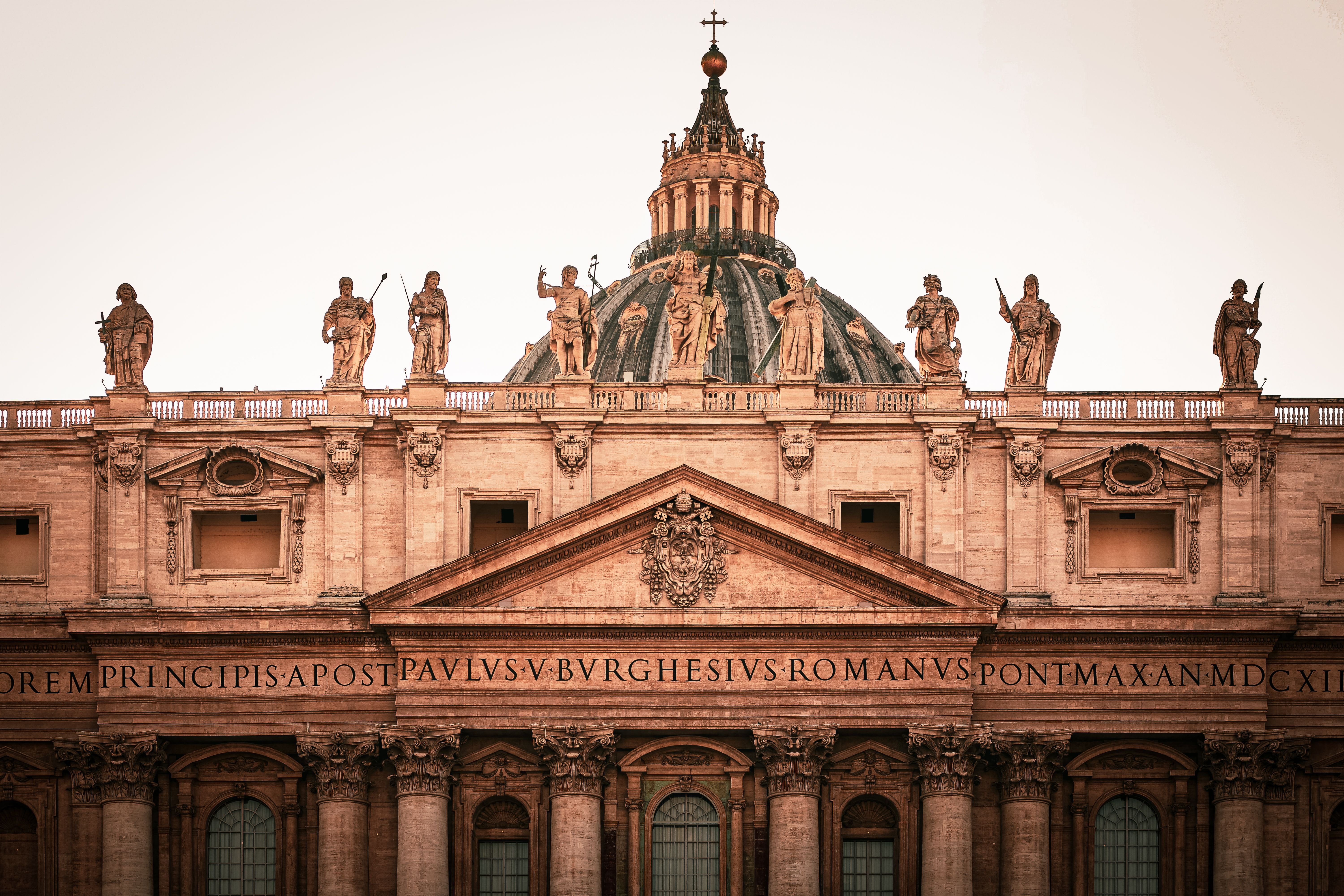 Cardeal ecumenista do Vaticano: 'Fora da Igreja não há salvação' é para católicos!