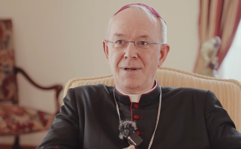 Bispo Schneider: número notável de líderes eclesiásticos perdeu a fé católica