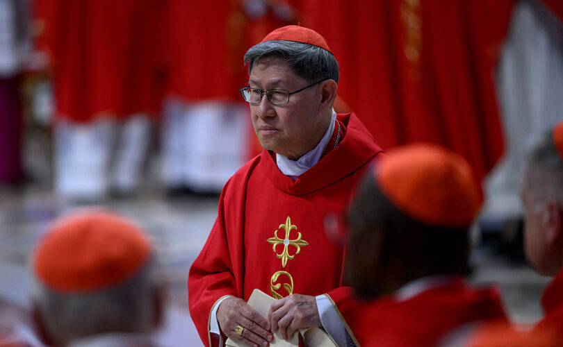 Leo XIV aprova Tagle, radicalmente pró-LGBT, como novo decano do Colégio Cardinalício