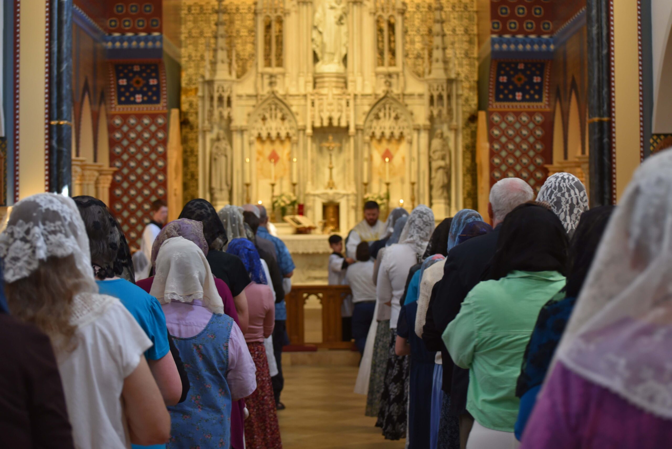 “Deus não terminou com ela”: Encontrando esperança em conferência tradicional de mulheres