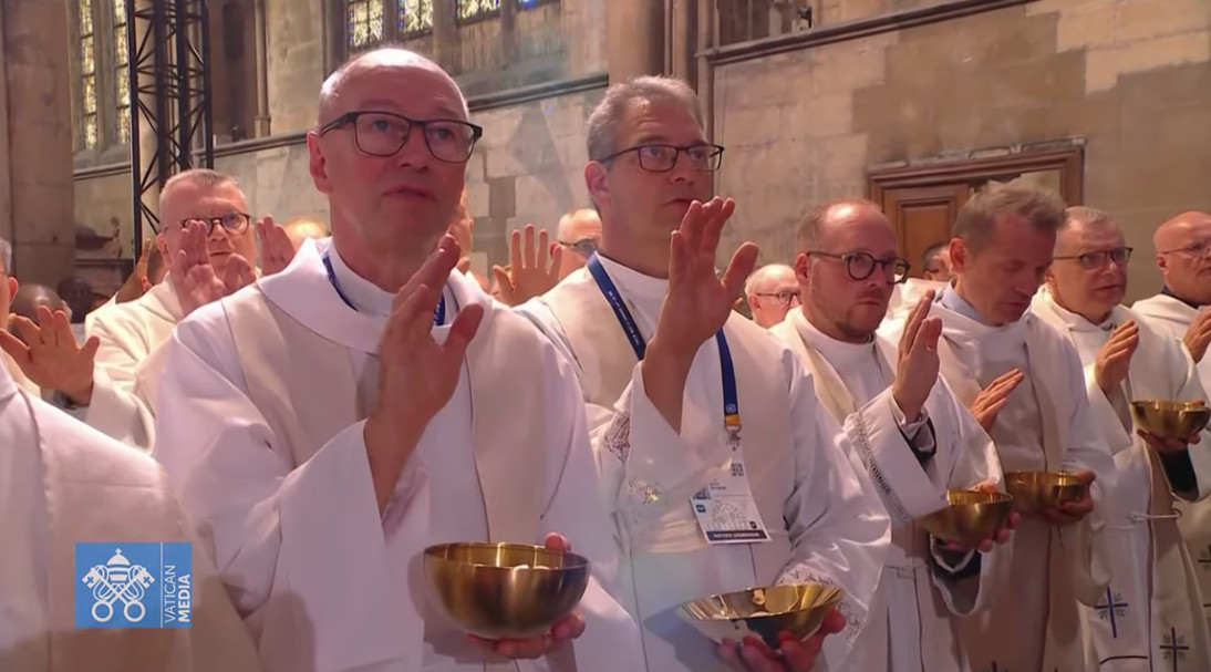 Tribuna do padre Pagès sobre a lex orandi: a liturgia como reflexo da fé