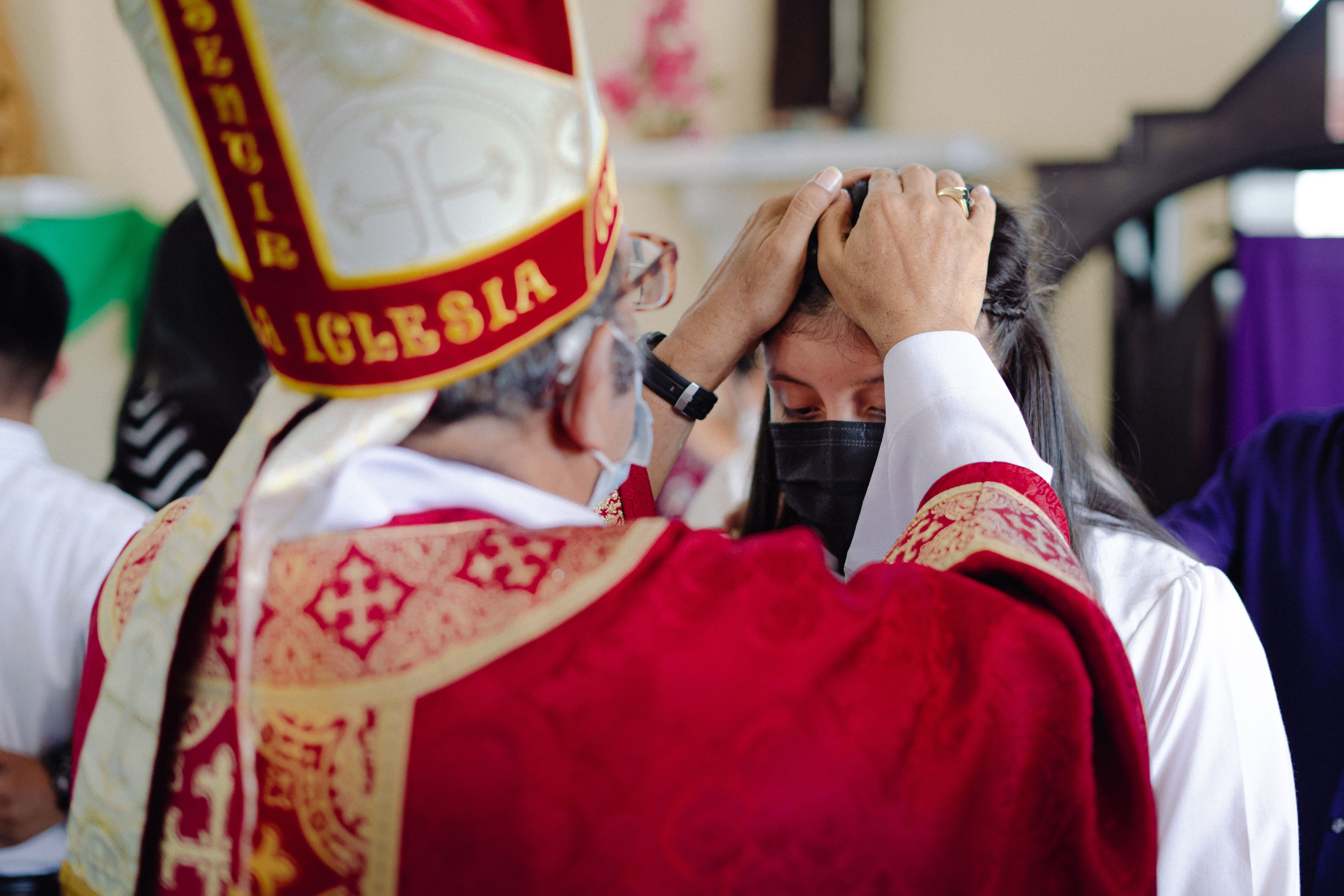 Papa Francisco critica SSPX e ameaça novas consequências por ordenações