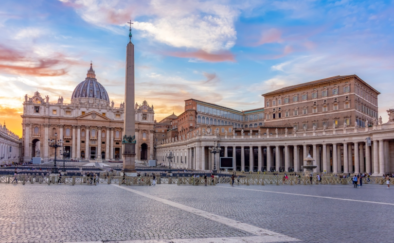 Teólogo do Vaticano pede 'novos modos de ser' família e Igreja na cúpula da Amoris Laetitia