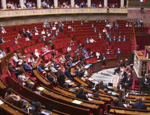 França: Parlamento legaliza eutanásia e suicídio assistido
