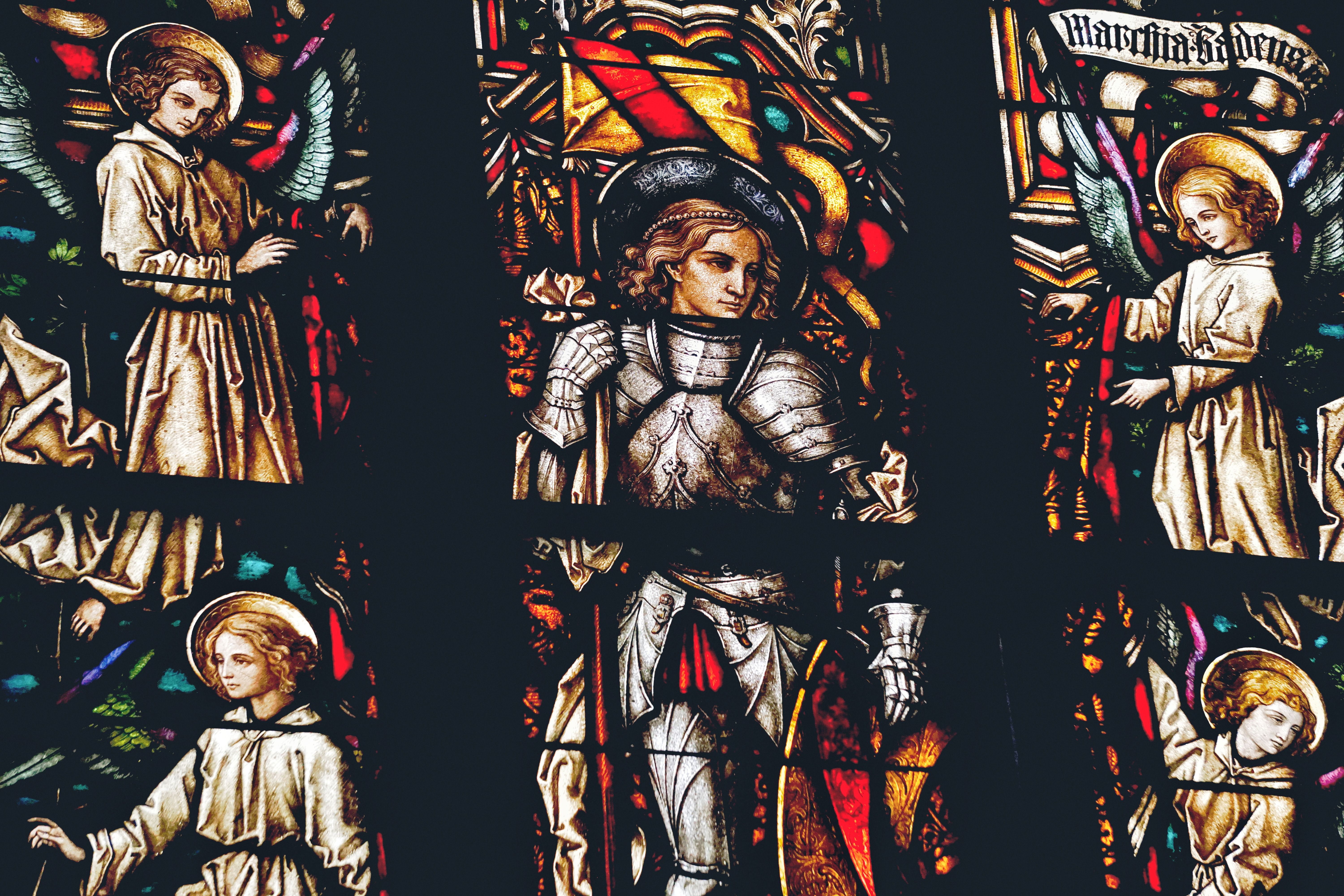 São Miguel nos Apócrifos: a Defesa do Culto Divino e a Queda dos Anjos Rebeldes
