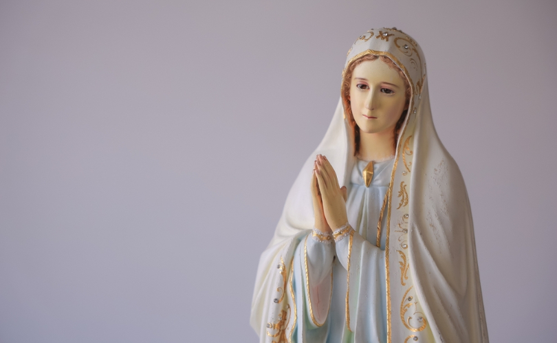 Vândalos franceses presos após profanar estátua de Nossa Senhora na Córsega